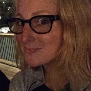 Meet your Posher, Cynthia